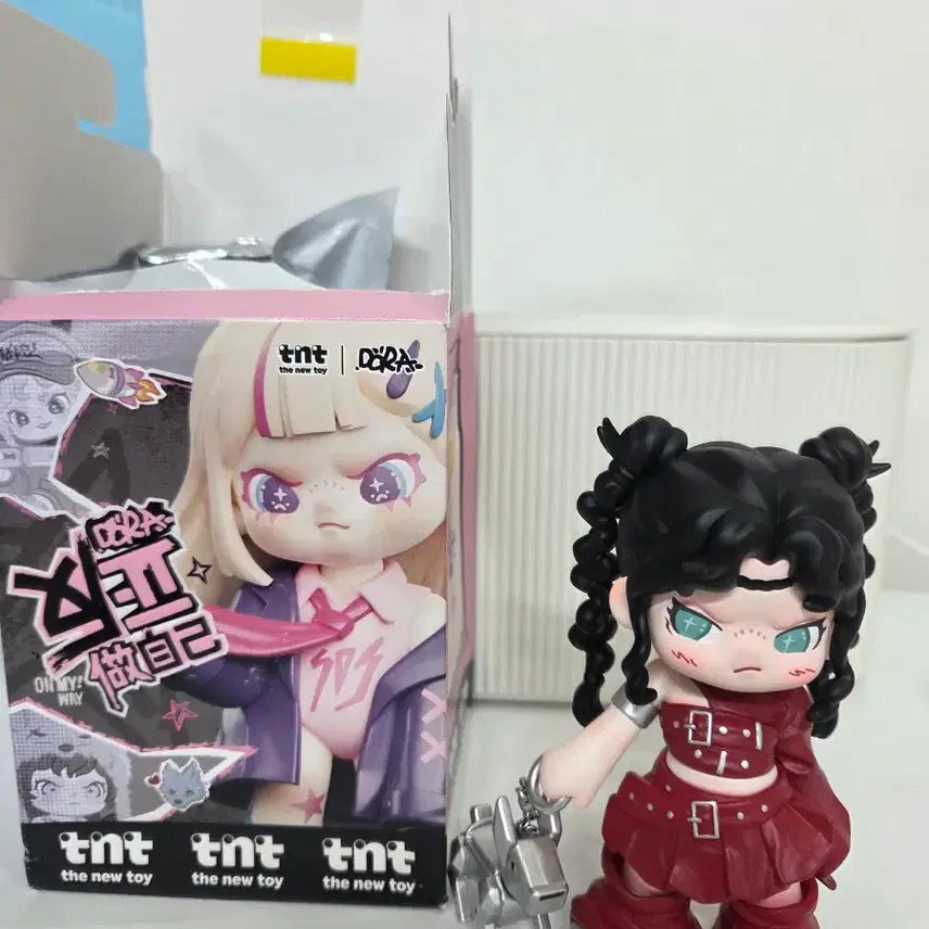 [BUNJANG] TNT Space DORA On My Way Warrior Figure / TNT SPACE 도라 On My Way Warrior 피규어
