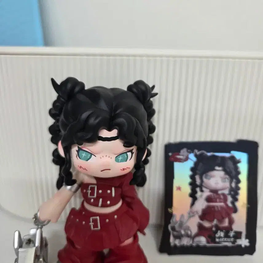 [BUNJANG] TNT Space DORA On My Way Warrior Figure / TNT SPACE 도라 On My Way Warrior 피규어