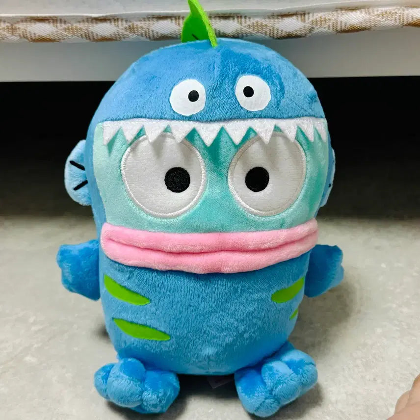 [BUNJANG] Sanrio Hangyodon Dinosaur Plush (Medium Size, Japan Exclusive) / 산리오 한교동 공룡 인형[일본제품]