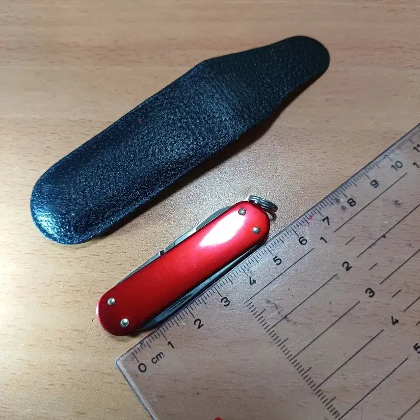 [BUNJANG] Victorinox Companion Smooth Red Alox Multi-tool / 빅토리녹스(SAK) 컴패니언 스무스알록스 레드