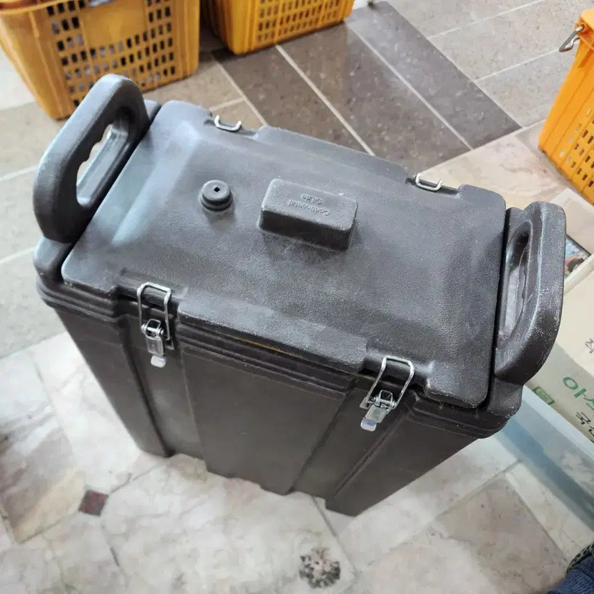 [BUNJANG] Vintage USA Water Canister / USA 물통  상단크기42cmX23cm.하단크기39.cmX21.5cm  전체높이61.5cm