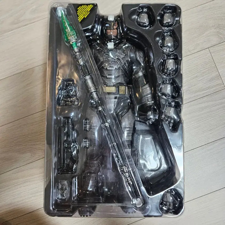 [BUNJANG] Hot Toys MMS417 Armored Batman Figure / 핫토이 mms417 배트맨 아머드 배트맨 피규어