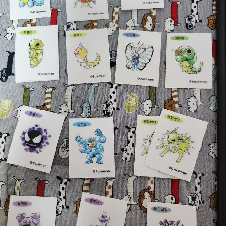 [BUNJANG] Pokemon 30th Anniversary Stickers / 30주년 포켓몬 스티커 개당 1500원에 판매합니다