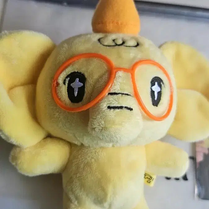 [BUNJANG] Lisenn Remini Official Doll Keyring Yam / 리센느 레미니 공식 인형 키링 얌