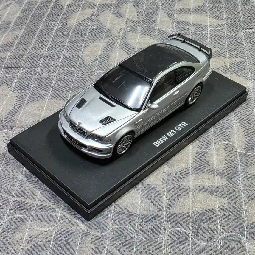 [BUNJANG] Kyosho 1/43 BMW M3 GTR Street Version Silver Diecast Model / 1/43 교쇼 BMW M3 GTR 스트릿버전 다이캐스트 판매합니다.