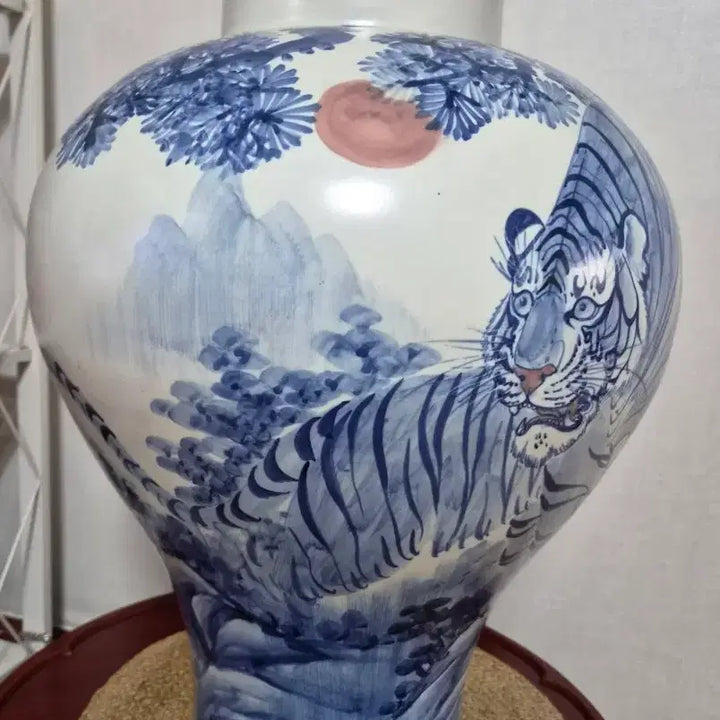 [BUNJANG] Blue and White Porcelain Tiger Landscape Moon Jar / 청화백자 호랑이 산수화 도자기