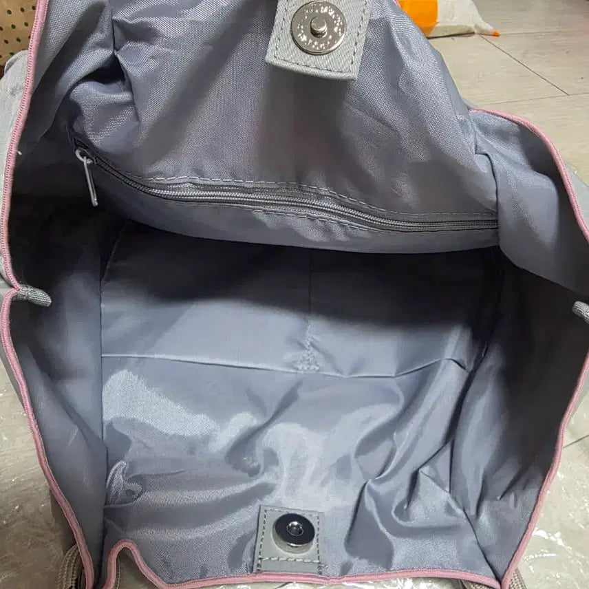 [BUNJANG] Sanrio Hello Kitty Bag / 헬로키티 가방