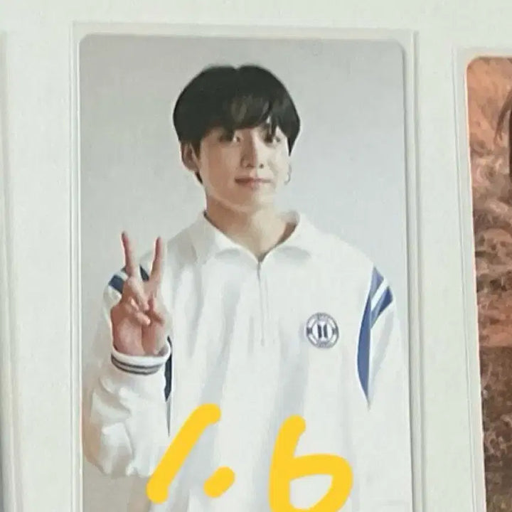 [BUNJANG] BTS Jungkook Special 8th Album Group Photobook Photocard / 방탄 정국 special 8집 단체 포토북 포토카드 bts jk