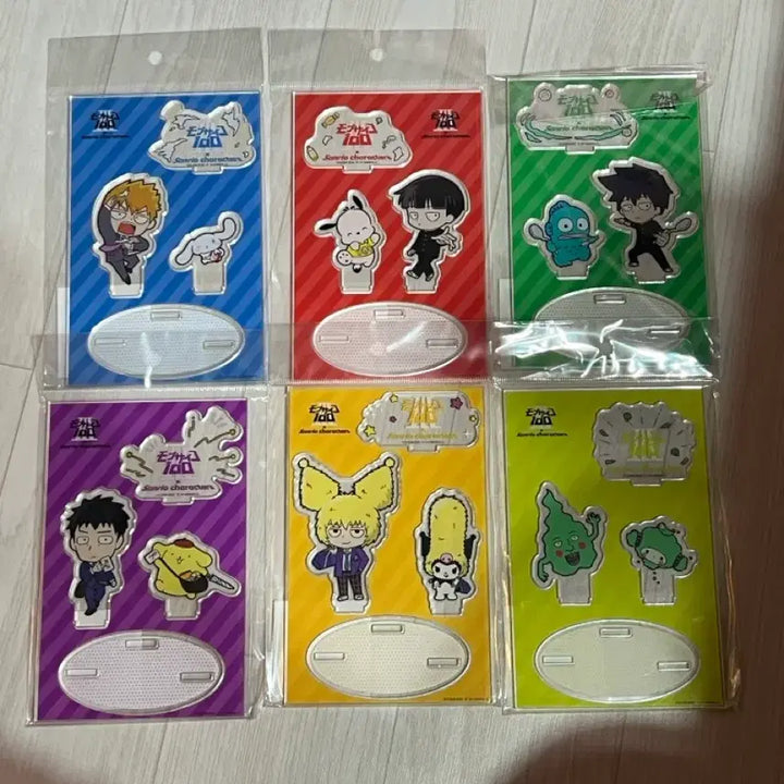 [BUNJANG] Mob Psycho 100 Sanrio Collaboration Acrylic Stand (Sealed) / 모브사이코 산리오 콜라보 아크릴스탠드 미개봉