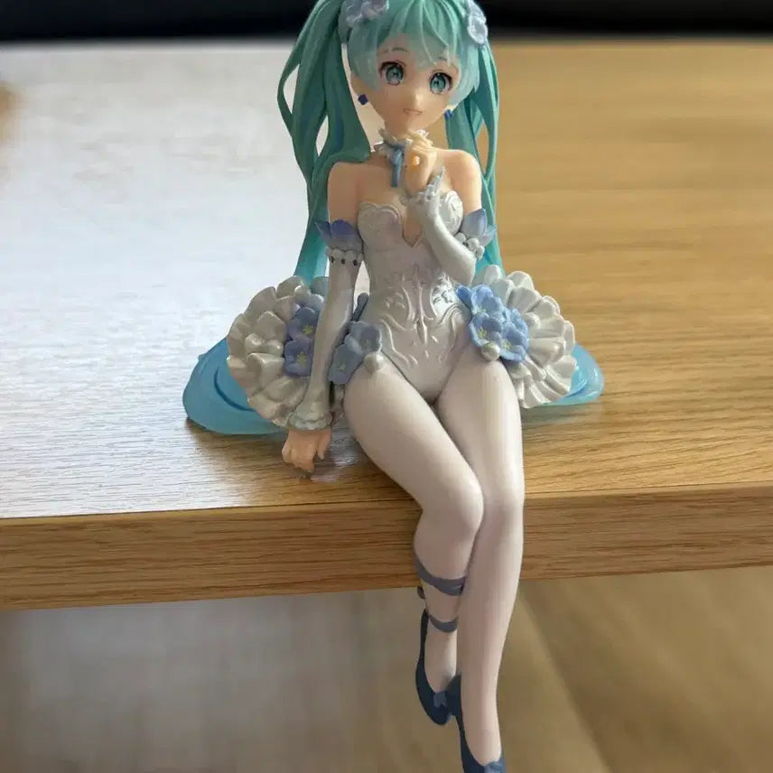 [BUNJANG] Hatsune Miku Noodle Stopper Figure Set (4 Pieces) / 하츠네 미쿠 누들스토퍼 4개