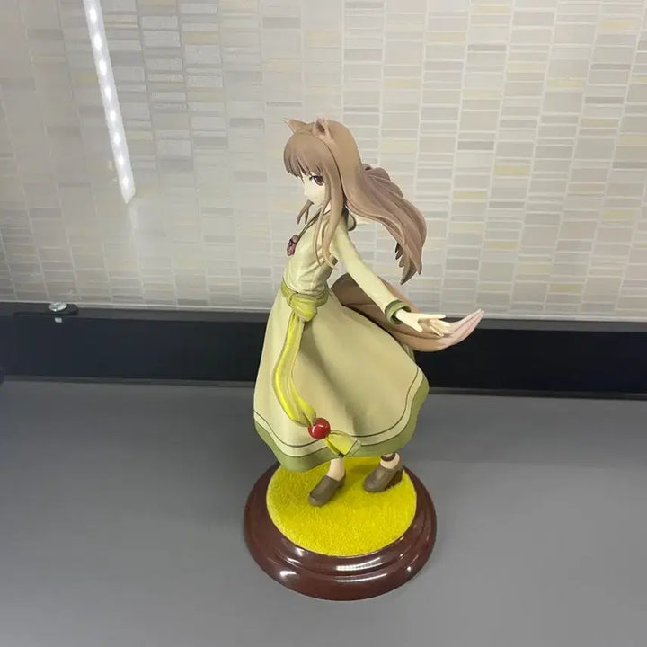 [BUNJANG] Kotobukiya Spice and Wolf Holo Figure / 코토부키야 늑대와 향신료 호로