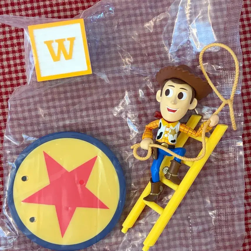 [BUNJANG] Disney Pixar Toy Story Woody Standing Figure / 토이스토리 우디 스탠딩 피규어