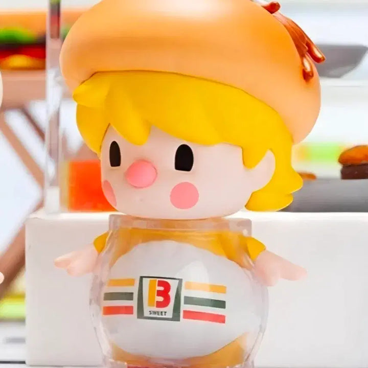 [BUNJANG] Pop Mart Sweet Bean Convenience Store Yakisoba Pan Figure / 팝마트 스위트빈 편의점 야키소바 빵 피규어