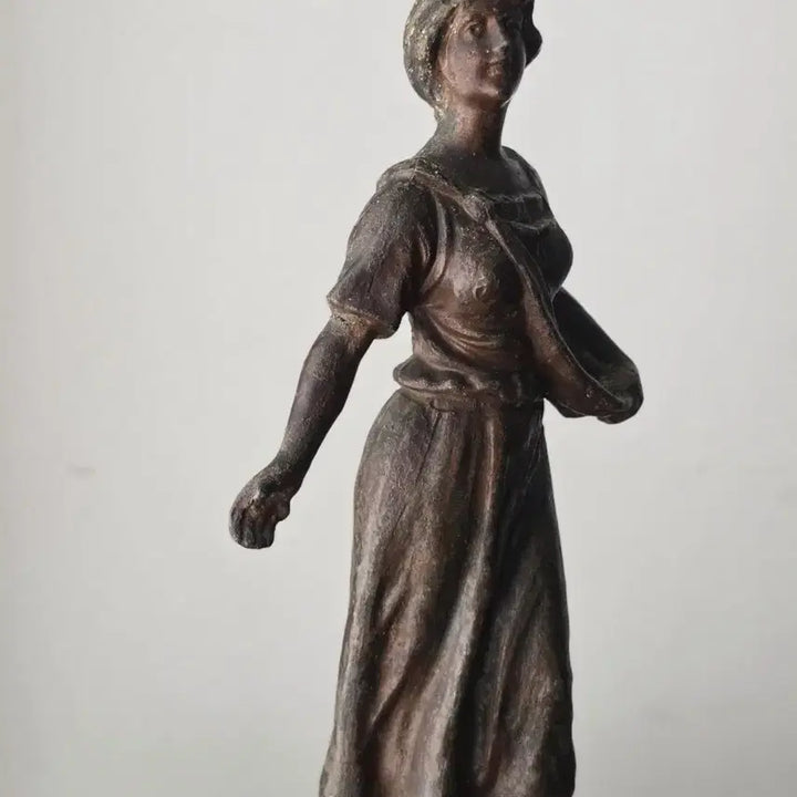 [BUNJANG] La Semeuse "Woman Sowing Seeds" Figurine / 여인조각상