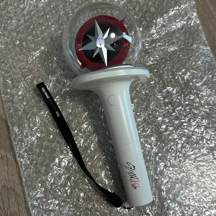 [BUNJANG] Stray Kids Official Lightstick Version 2 / 스키즈 나침봉 버전2