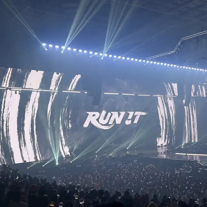 [BUNJANG] Stray Kids Concert Run Out This or That Soundwave Lucky Draw POB (Lee Know) / 스트레이키즈 콘서트 런잇 디스앤댓 사운드웨이브 2주차 럭드 특전