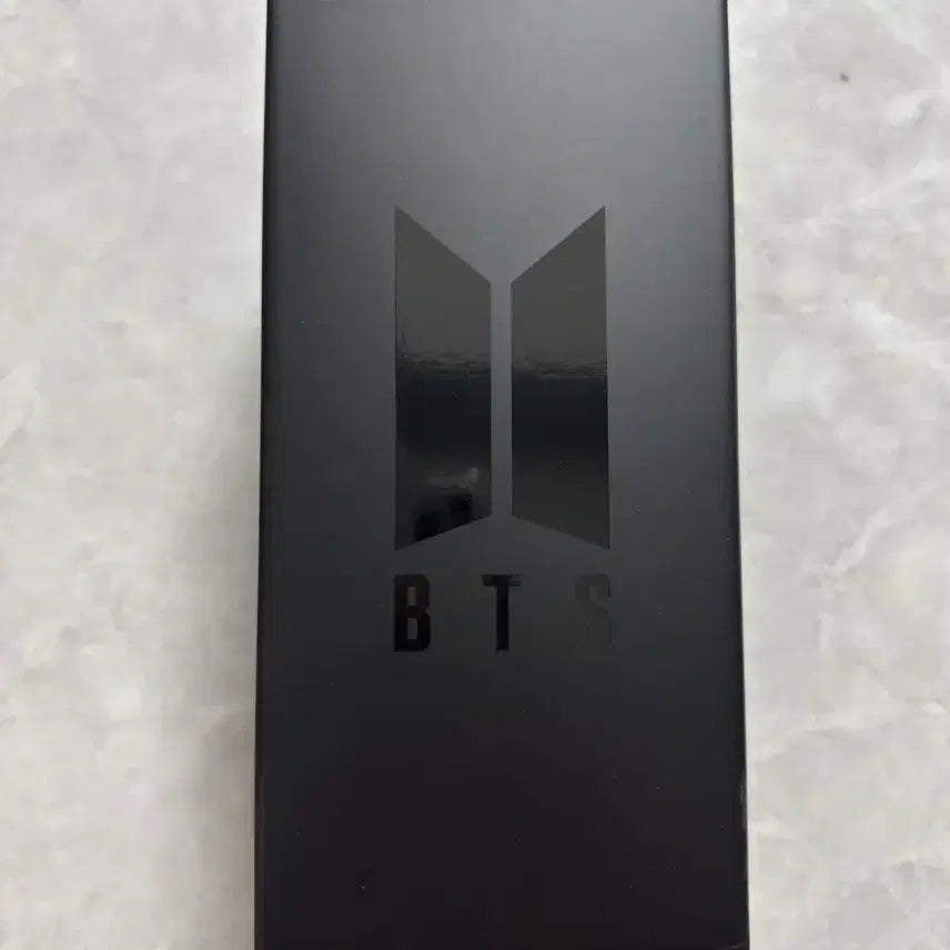 [BUNJANG] BTS Army Bomb Gen 4 (Sealed) / 방탄소년단 BTS ARMY 아미밤 4세대(미개봉 새제품)