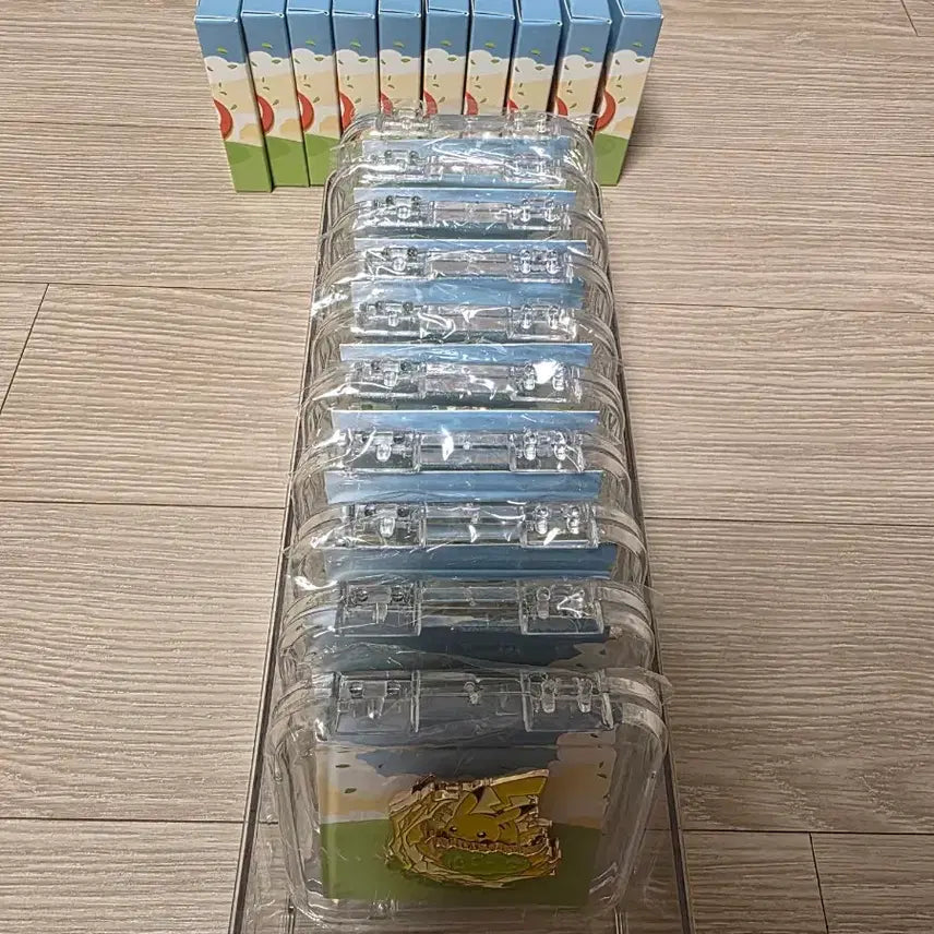 [BUNJANG] Isak Toast Pokemon Badge 10-Piece Set with Badge Case / (전종)이삭토스트 포켓몬 뱃지 10종 뱃지케이스 포함
