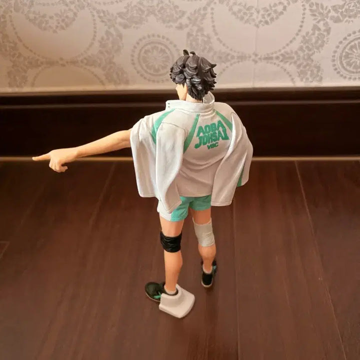 [BUNJANG] Haikyuu!! Oikawa Figure &amp; Cheer Banner Bundle / 하이큐 오이카와 피규어, 응원 슬로건 현수막 일괄 판매