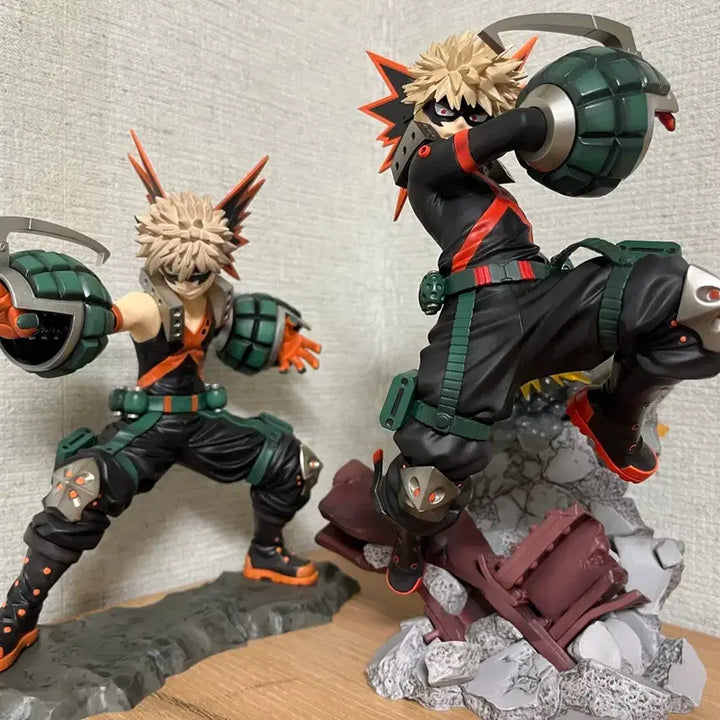 [BUNJANG] My Hero Academia Katsuki Bakugo ARTFX J 1/8 Scale Figure Bundle Set / (일괄) 나의 히어로 아카데미아 바쿠고 ver 1,2 (코토부키야 ARTFX J 1/8 스케일 피규어)