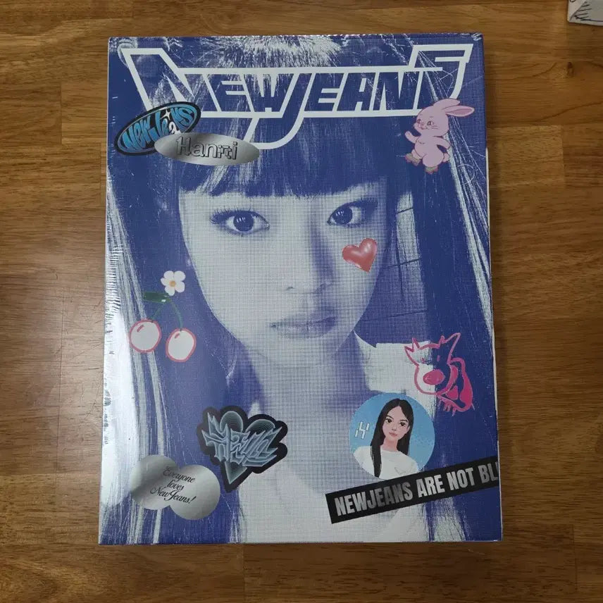 [BUNJANG] NewJeans 1st Album Hanni Photocard / 뉴진스 1집 앨범 하니