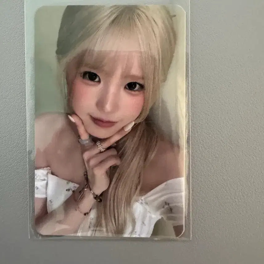 [BUNJANG] fromis_9 Glow Me Studio Photocard (Hayoung, Nagyung) / 프로미스나인 Glow me 공방포카 팝니다
