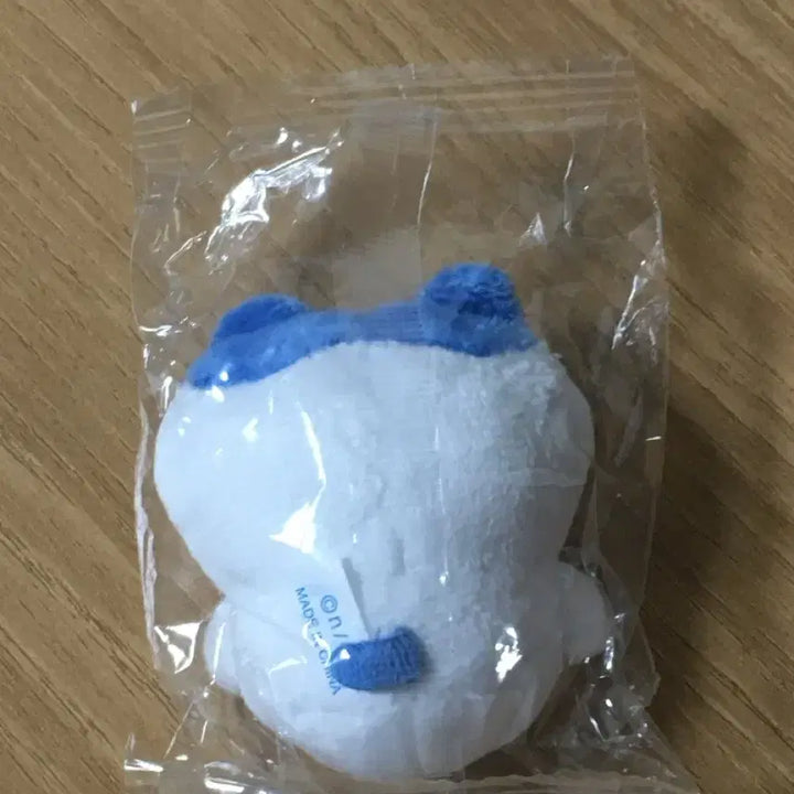 [BUNJANG] Chiikawa Hachiware Seated Plush / 치이카와 먼작귀 하치와레 앉은 누이 가챠