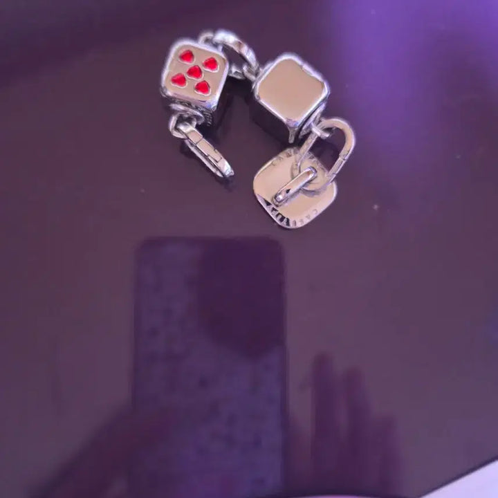 [BUNJANG] G-Dragon x Casetify Cube Keychain / G-dragon 케이스티파이 큐브키링