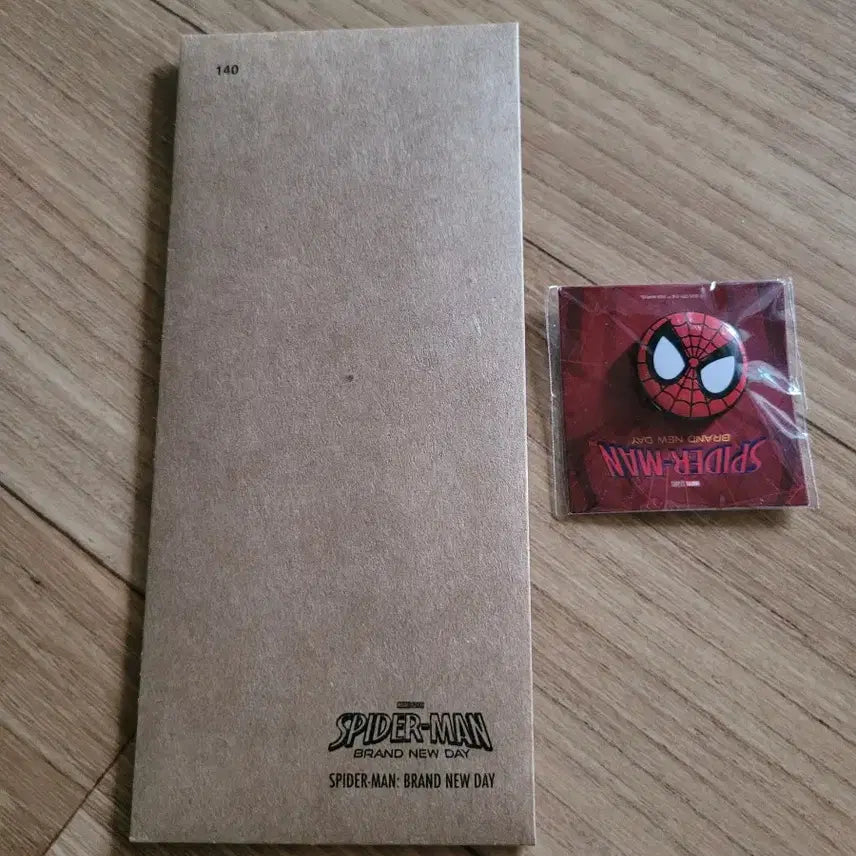 [BUNJANG] Spider-Man: No Way Home TTT Brand New Day Sealed / 미개봉)스파이더맨ttt 스파이더맨 TTT 스파이더맨 브랜드 뉴 데이 ttt 스파이더맨특전 스파이더맨뱃지