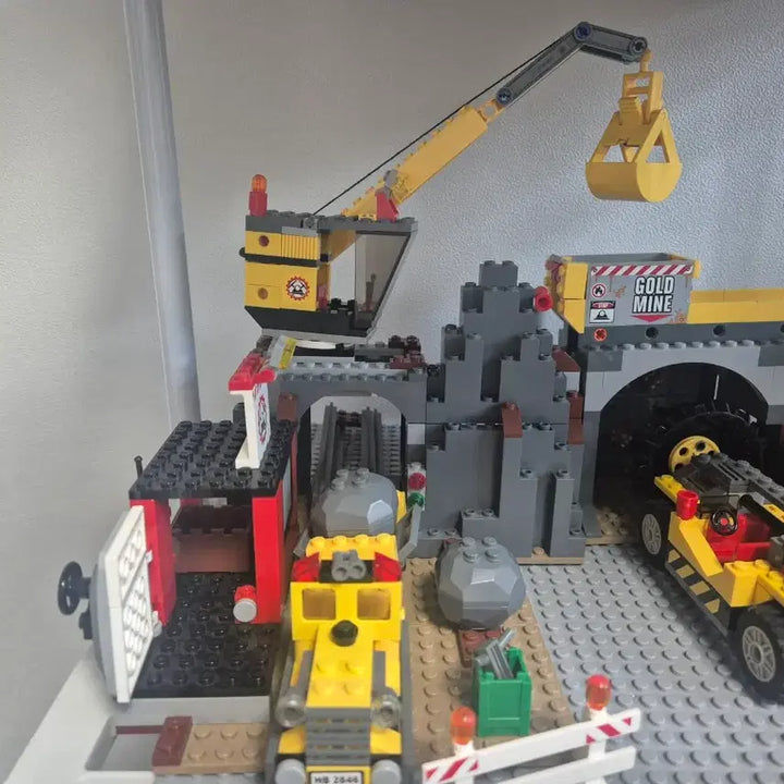 [BUNJANG] LEGO City 4204 Mining Set / 레고 시티 4204 광산