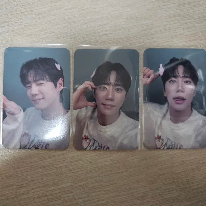 [BUNJANG] Lee Junyoung From Fanmeeting Angel Pin Last Dance Album Photocard Set / 이준영 프롬 대면 엔젤핀 라스트댄스앨범