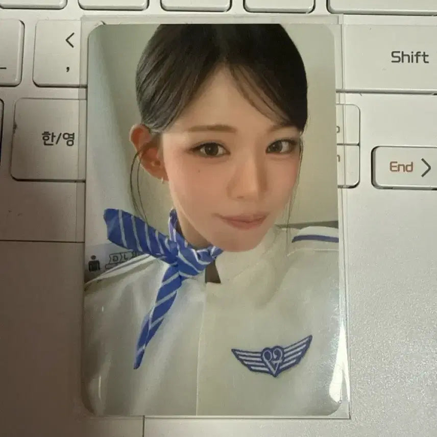 [BUNJANG] fromis_9 Lee Chaeyoung 2nd Week Studio Photocard / 프로미스나인 프나 이채영 2주차 공방 포카 양도