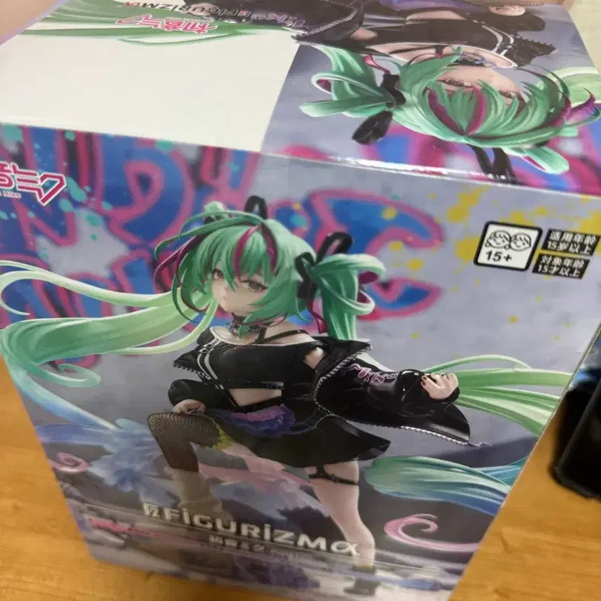 [BUNJANG] Sega Hatsune Miku Figure (Sealed) / 세가 하츠네 미쿠 피규어(미개봉)