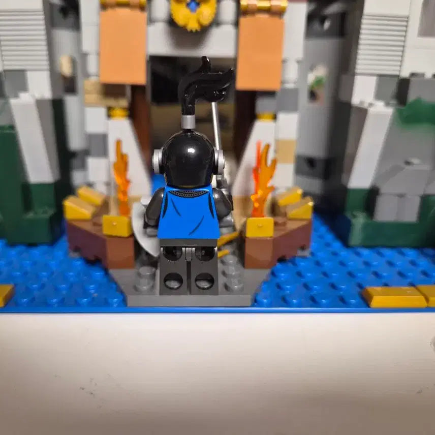 [BUNJANG] LEGO Falcon Knight Figure / 레고 팔콘 기사 피규어