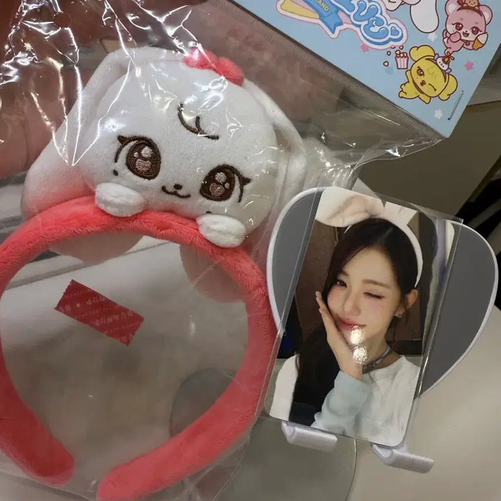 [BUNJANG] IVE Yujin Cherry Headband + Mission Photocard Set / 애버랜드 아이브 체리 원영 머리띠+미션포카세트