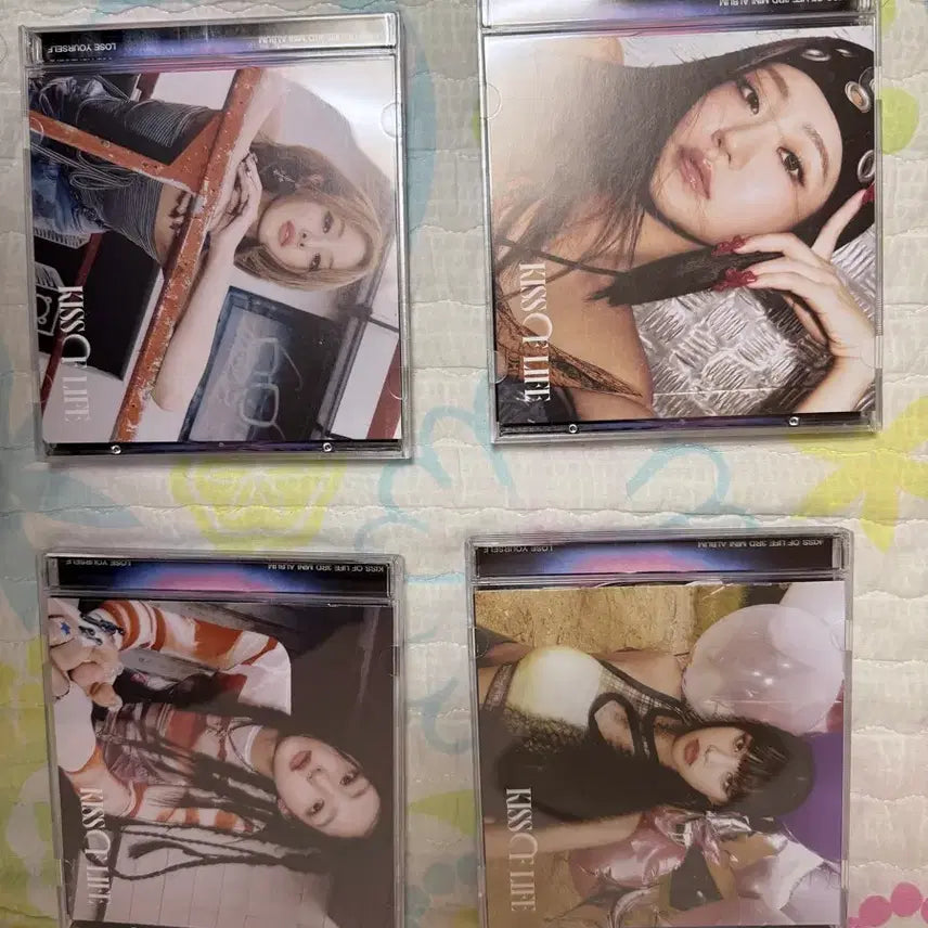 [BUNJANG] KISS OF LIFE 3rd Mini Album LOSE YOURSELF CD 4 Version Set / KISS OF LIFE 3집 미니앨범 LOSE YOURSELF CD 4종 세트