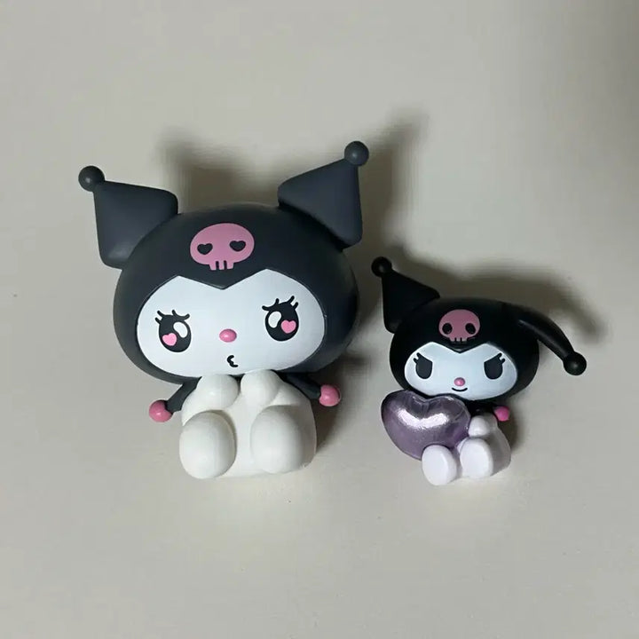 [BUNJANG] Sanrio Kuromi Figure Set (2 Types) / 산리오 쿠로미 피규어 2종 일괄 판매