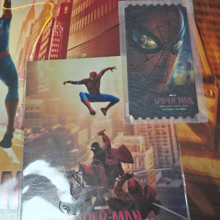 [BUNJANG] Spider-Man Original Ticket, Art Card, Sound Poster, and ScreenX Poster Bundle / 스파이더맨 오리지널 티켓 광음포스터 아트카드 스크린X 포스터 일괄판매합니다