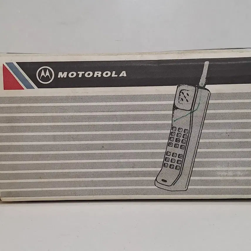 [BUNJANG] Motorola Tank Phone Brick Phone Rare Boxed Set / 근대사 수집 옛날 모토로라 탱크폰 벽돌폰 희귀 박스본