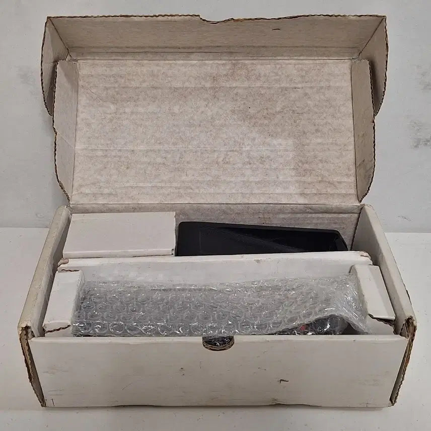 [BUNJANG] Motorola Tank Phone Brick Phone Rare Boxed Set / 근대사 수집 옛날 모토로라 탱크폰 벽돌폰 희귀 박스본