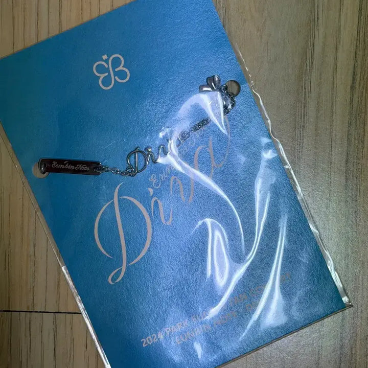 [BUNJANG] Park Eun-bin Japan Goods Diva Bracelet (Sealed) / 박은빈 일본굿즈 디바 팔찌 미개봉 새상품