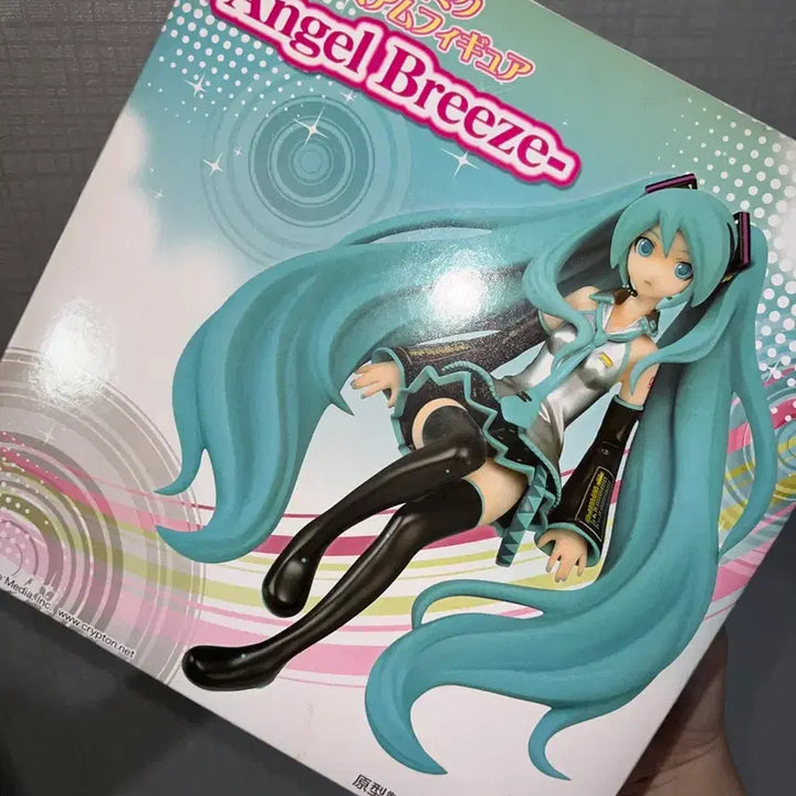 [BUNJANG] Hatsune Miku Angel Breeze Figure (Sealed) / [미개봉] 하츠네미쿠 엔젤브리즈 피규어 고전