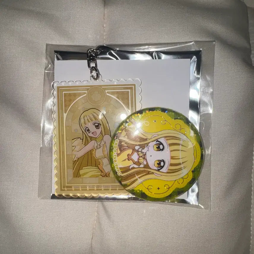 [BUNJANG] Peach Peach Pitch Pitch Coco Acrylic Keyring &amp; Can Badge Set / 피치피치핏치 코코 아크릴키링 캔뱃지