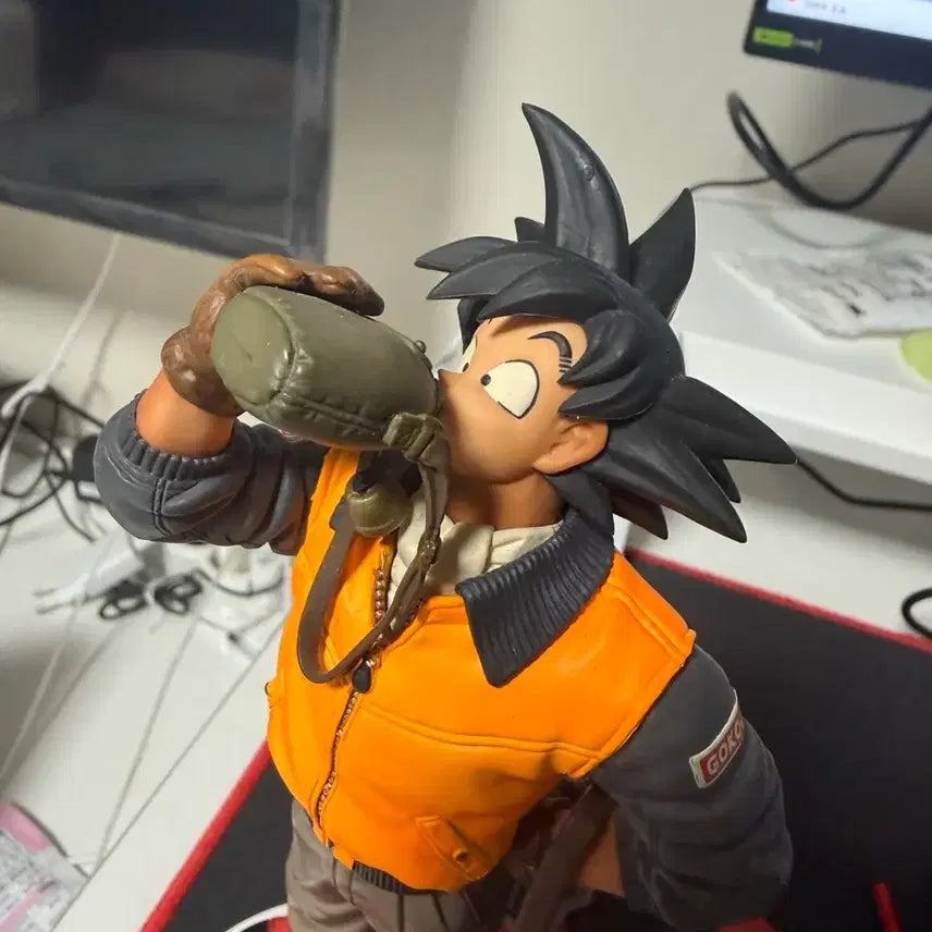 [BUNJANG] Dragon Ball Z Figuarts Zero Goku Figure / 드래곤볼 조형천하 물 마시는 오공 피규어 팝니다