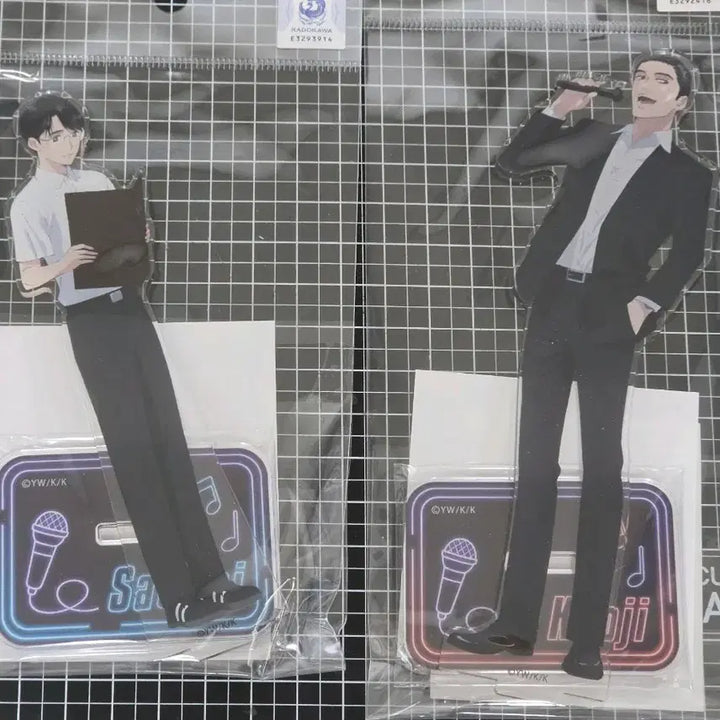 [BUNJANG] Satomix Kyoji Karaoke Acrylic Stand Set (2 Types) / [일괄 / 새상품] 가라오케 가자 쿄지 사토미 아크릴 스탠드 2종 일괄 파미레스