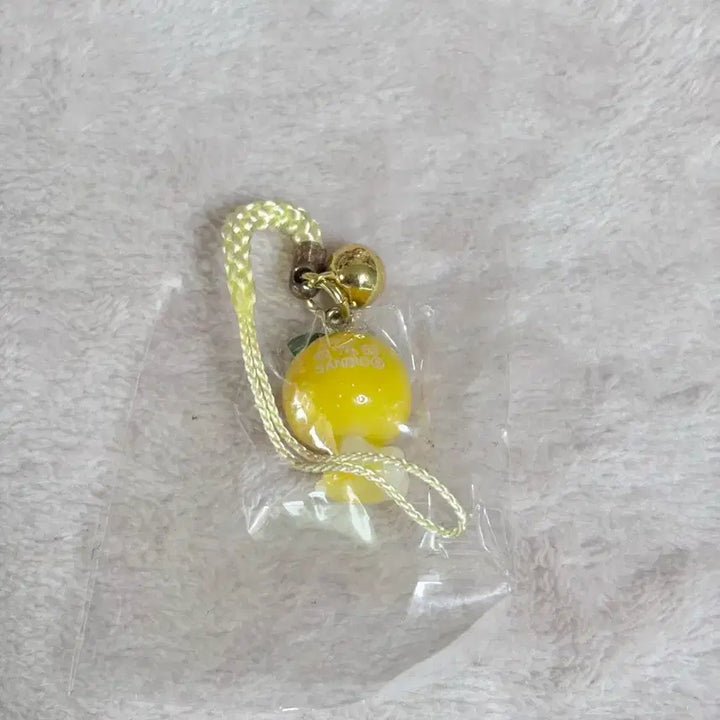 [BUNJANG] Sanrio Hello Kitty Lemon Fruit Strap / 산리오 레몬 과일 헬로키티 키티스트랩