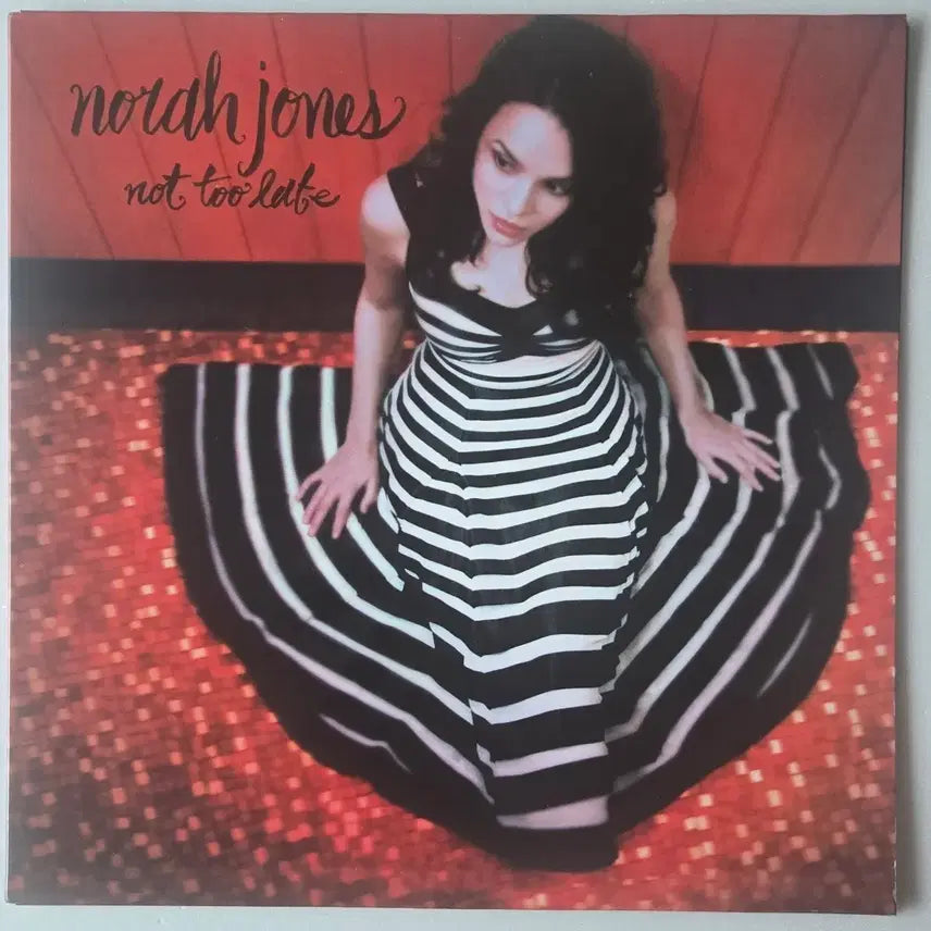[BUNJANG] Norah Jones Not Too Late LP (2007, Unsealed) / Norah Jones - Not Too Late LP ( 2007년, 단순개봉)