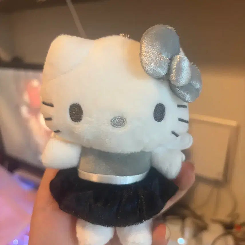 [BUNJANG] Hello Kitty Black Angel Makko Limited Edition Doll / 홍콩한정 블랙천사키티 마코
