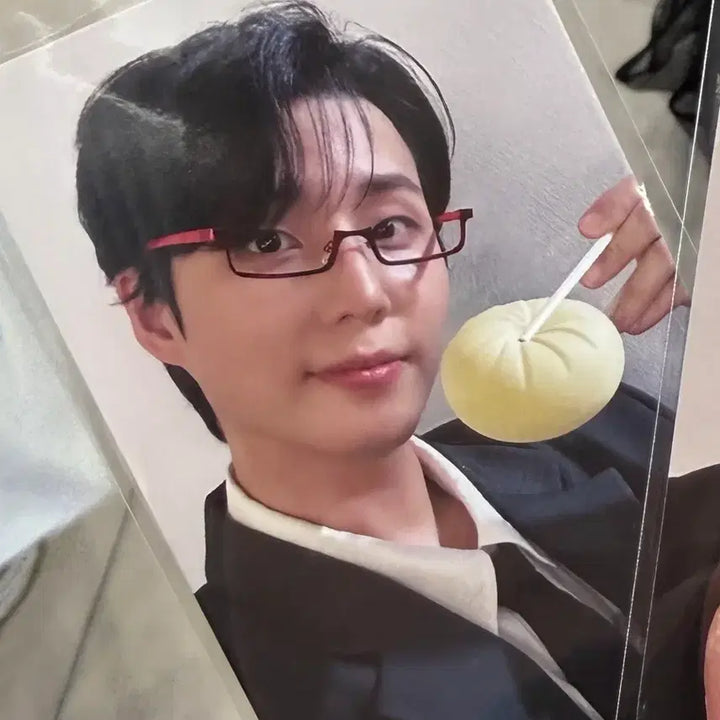 [BUNJANG] Young K Dumpling Photocard / 영케이 안경만두 포카