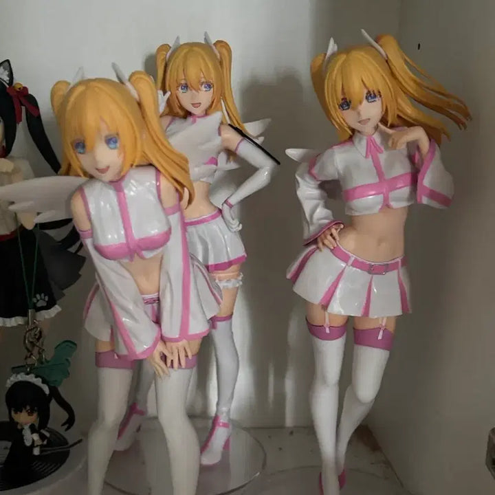 [BUNJANG] 2.5D Temptation Ririel Ririsa Figure Bundle Set / 2.5차원의 유혹 리리엘 리리사 피규어 일괄